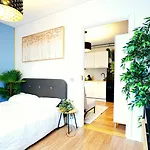 Cofy - Quiet Location, Air-conditioning, Free Parking, 24-7 Check-in-out With Prepaid Nighttime Check-in, Early Check-in, Late Check-out! Апартаменты Тарту