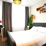 Cofy - Quiet Location, Air-conditioning, Free Parking, 24-7 Check-in-out With Prepaid Nighttime Check-in, Early Check-in, Late Check-out! *