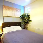 Cofy - Quiet Location, Air-conditioning, Free Parking, 24-7 Check-in-out With Prepaid Nighttime Check-in, Early Check-in, Late Check-out! Тарту