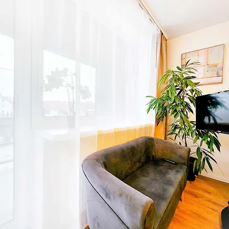 Cofy - Near-centrally Located, Quiet District, Air-conditioning, Free Parking, 24-7 Express Check-in-out, Close To Nature, Everything Need For Living!