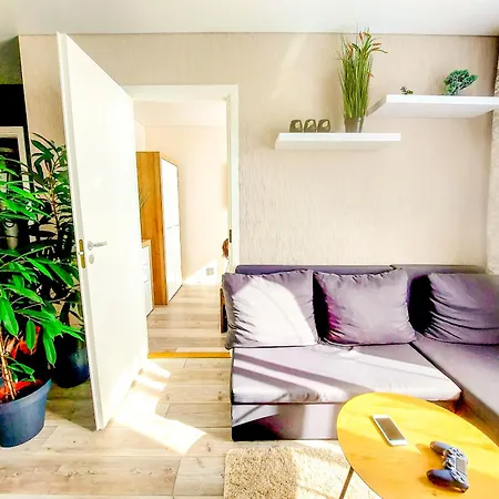 Cofy - Near-centrally Located, Quiet District, Air-conditioning, Free Parking, 24-7 Express Check-in-out, Close To Nature, Everything Need For Living! Tartu
