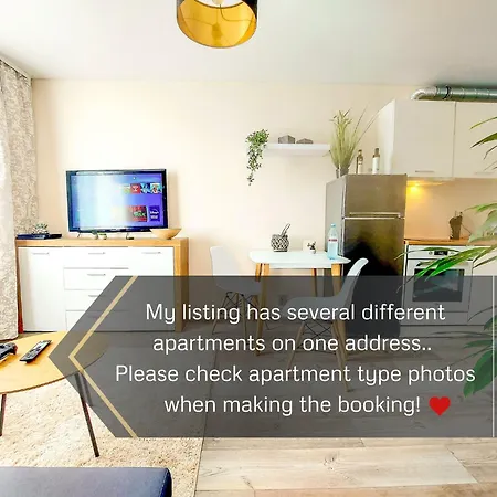 Cofy - Near-centrally Located, Quiet District, Air-conditioning, Free Parking, 24-7 Express Check-in-out, Close To Nature, Everything Need For Living! Apartment *
