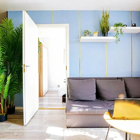 Apartament Cofy - Near-centrally Located, Quiet District, Air-conditioning, Free Parking, 24-7 Express Check-in-out, Close To Nature, Everything Need For Living! Tartu