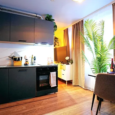 Cofy - Near-centrally Located, Quiet District, Air-conditioning, Free Parking, 24-7 Express Check-in-out, Close To Nature, Everything Need For Living! *