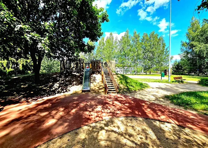 Cofy - Near-centrally Located, Quiet District, Air-conditioning, Free Parking, 24-7 Express Check-in-out, Close To Nature, Everything Need For Living! Tartu